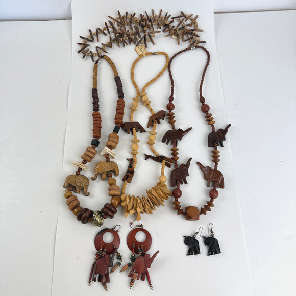 Unbranded Jewelry - Lot of 6 Vtg Wood Carved Safari Animal Bead Necklace & Earrings Elephant Giraffe
